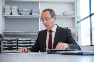 Sonderurlaub Hochzeit: Was HR 2026 wissen muss