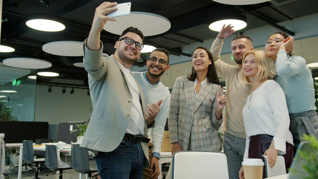 Mitarbeiterbindung durch Erlebnisse: Wie Teamevents und Incentives die Motivation steigern